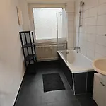 Iam 100 Qm 7 Betten ,schlafcouch, Mit Balkon, Kueche, 3 Schlafzimer, 2 Badezimmer Apartament *