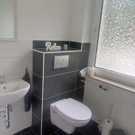 Iam 100 Qm 7 Betten ,schlafcouch, Mit Balkon, Kueche, 3 Schlafzimer, 2 Badezimmer