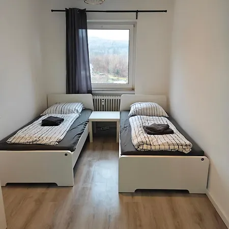 Iam 100 Qm 7 Betten ,schlafcouch, Mit Balkon, Kueche, 3 Schlafzimer, 2 Badezimmer