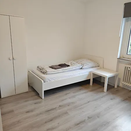 דירה Iam 100 Qm 7 Betten ,schlafcouch, Mit Balkon, Kueche, 3 Schlafzimer, 2 Badezimmer *