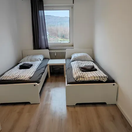 Iam 100 Qm 7 Betten ,schlafcouch, Mit Balkon, Kueche, 3 Schlafzimer, 2 Badezimmer * פלטנברג