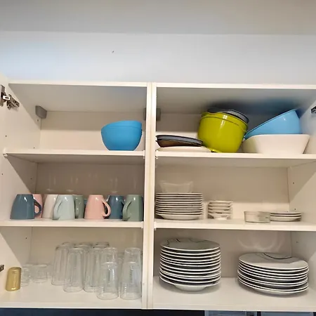 Iam 100 Qm 7 Betten ,schlafcouch, Mit Balkon, Kueche, 3 Schlafzimer, 2 Badezimmer דירה