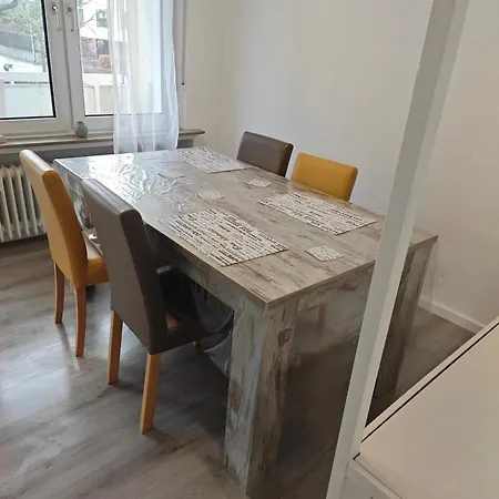 דירה Iam 100 Qm 7 Betten ,schlafcouch, Mit Balkon, Kueche, 3 Schlafzimer, 2 Badezimmer *
