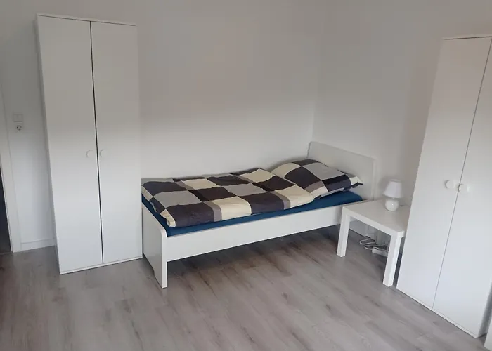 Iam 100 Qm 7 Betten ,schlafcouch, Mit Balkon, Kueche, 3 Schlafzimer, 2 Badezimmer