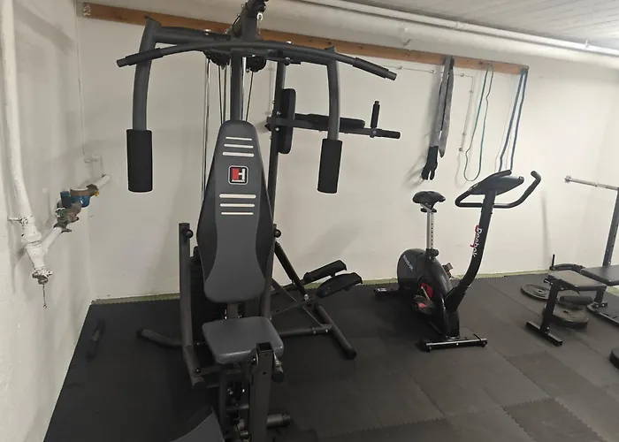 Lejlighed Iam 100 Qm 7 Betten ,schlafcouch, Mit Balkon, Kueche, 3 Schlafzimer, 2 Badezimmer Plettenberg