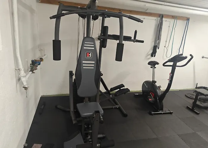 Iam 100 Qm 7 Betten ,schlafcouch, Mit Balkon, Kueche, 3 Schlafzimer, 2 Badezimmer Plettenberg