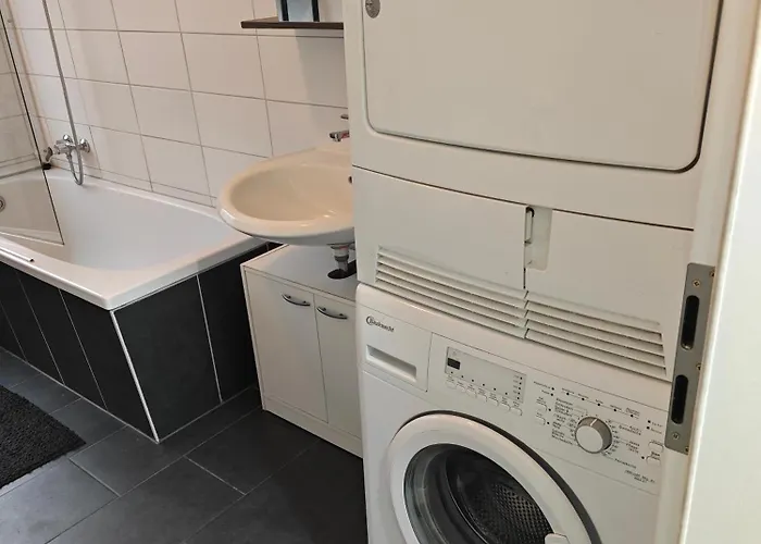 Lejlighed Iam 100 Qm 7 Betten ,schlafcouch, Mit Balkon, Kueche, 3 Schlafzimer, 2 Badezimmer Plettenberg