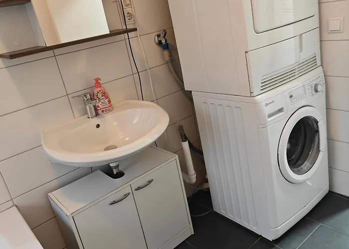 Iam 100 Qm 7 Betten ,schlafcouch, Mit Balkon, Kueche, 3 Schlafzimer, 2 Badezimmer Lejlighed