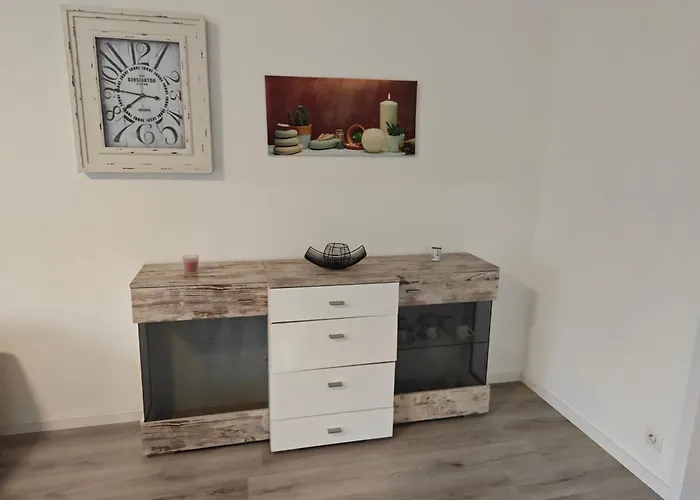 Apartment Iam 100 Qm 7 Betten ,schlafcouch, Mit Balkon, Kueche, 3 Schlafzimer, 2 Badezimmer